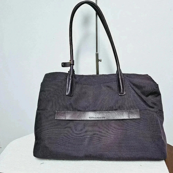 Tumi Hayes Larkin Aubargine triple compartment briefcase travel bag - Picture 5 of 16